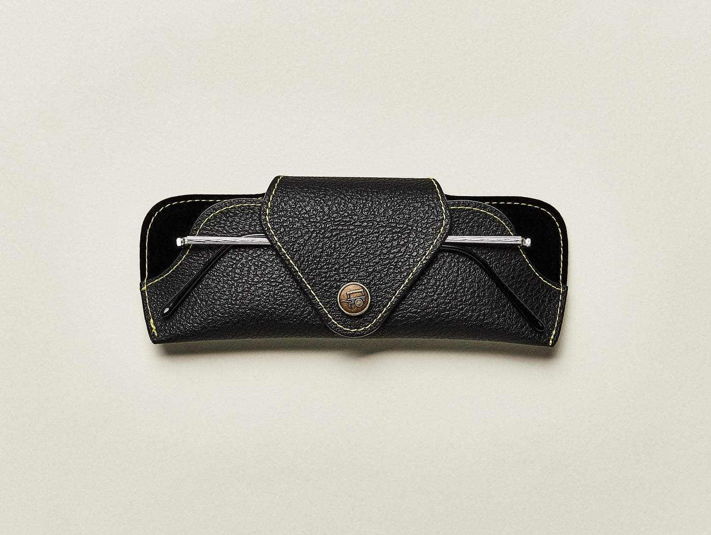 OLD SCHOOL SNAP CASE