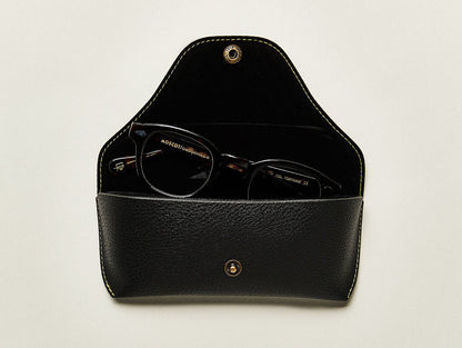 ORIGINALS CASE